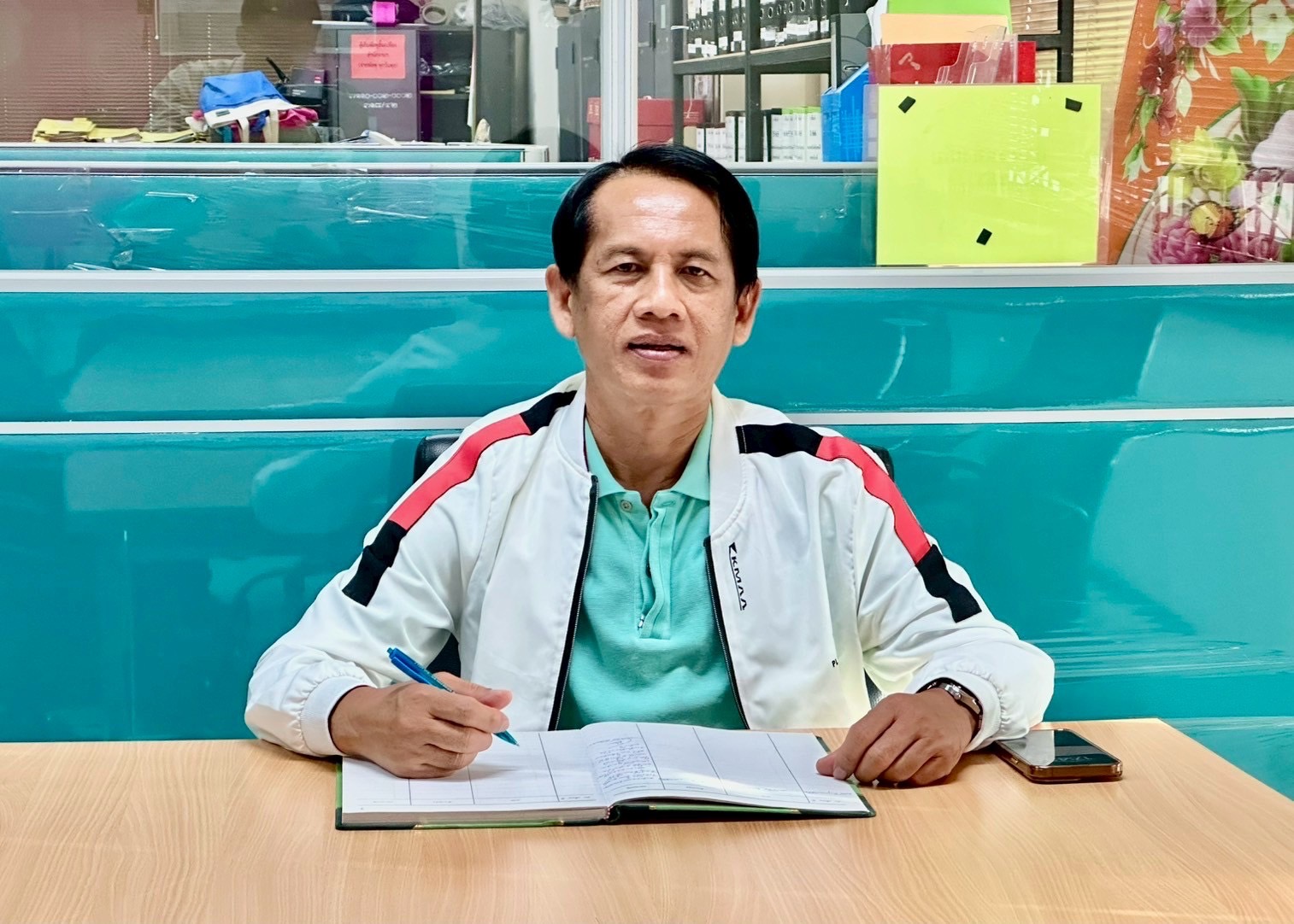 ﻿รองอธิบดีกรมบังคับคดี ลงพื้นที่ตรวจเยี่ยมสำนักงานบังคับคดีจังหวัดอุตรดิตถ์